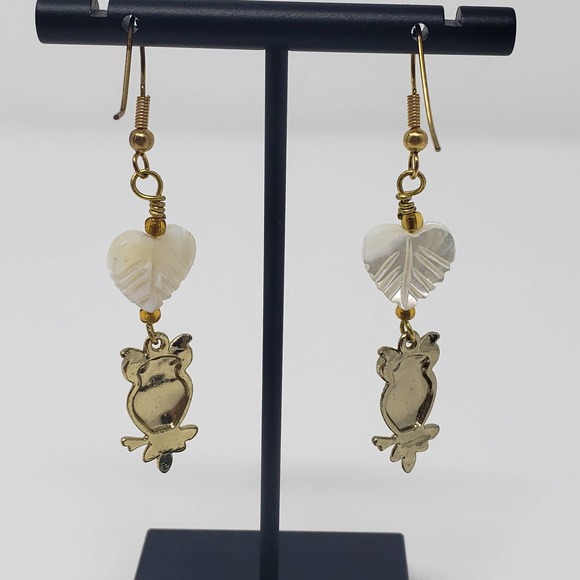 Enamel Owl Mother of Pearl Heart Dangle Earrings - Picture 3 of 4